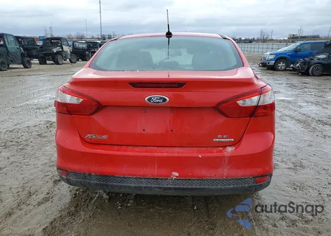 2013 Ford Focus Se z USA, uszkodzony, nr VIN 1FADP3F2XDL335008